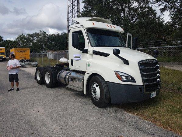 Penske Truck Leasing
