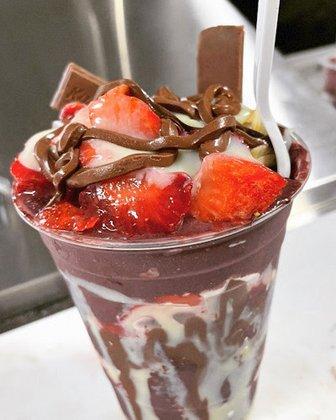 Brazilian acai cream