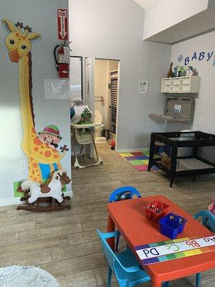 Yoly home daycare