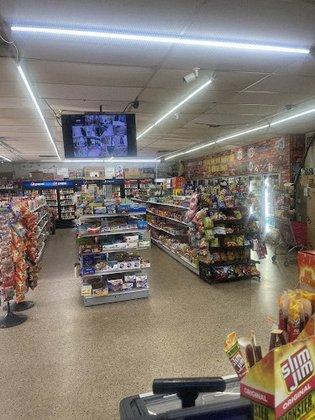 Quickie Food Store