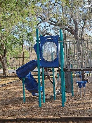 Fair Oaks Park Community Center