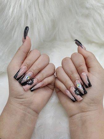 Le Nails