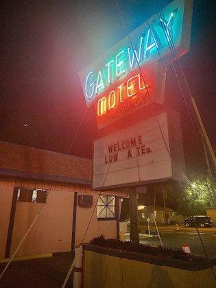 Gateway Motel