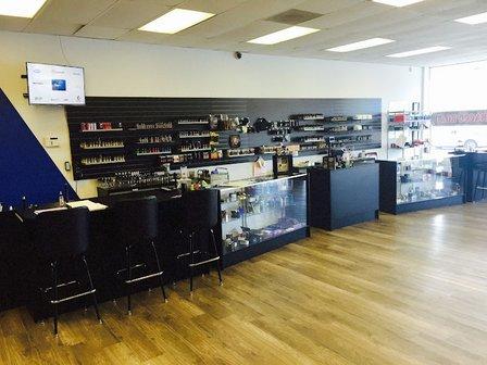 Royal Vapor Lounge