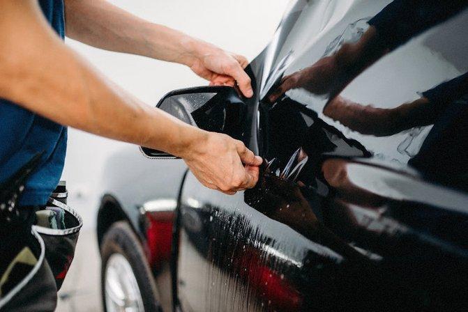 CHOLO'S CAR SHOP - Window Tinting