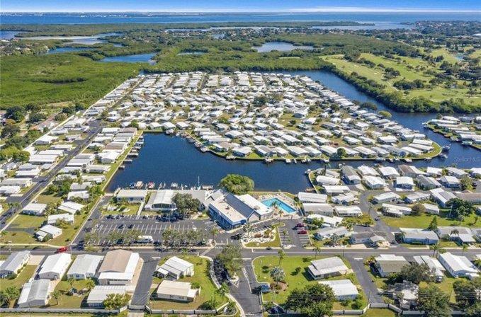Americana Cove