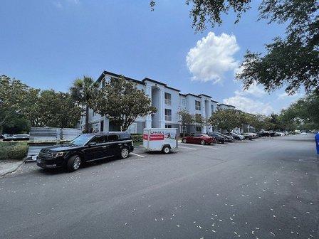 Allegro Palm Apartments