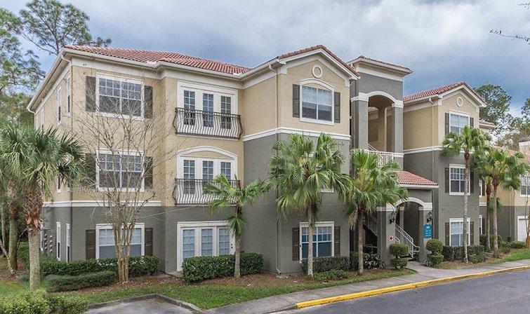 The Preserve At Tampa Palms Apartments