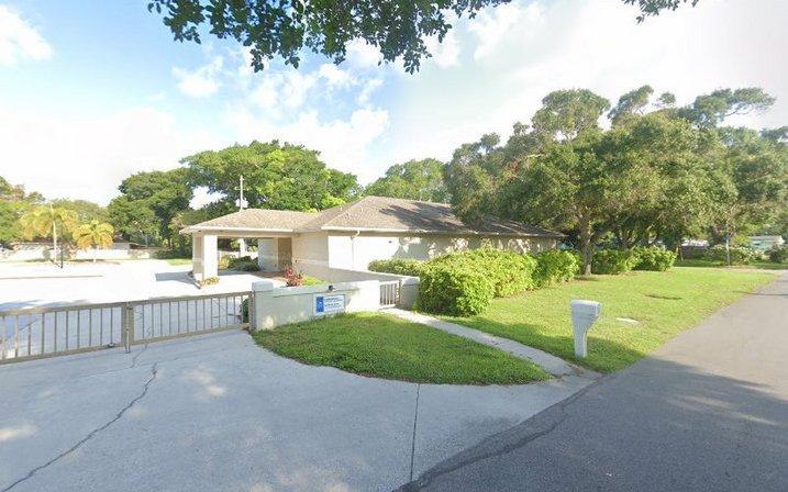 Kingdom Hall of Jehovah’s Witnesses--Pasadena South & Gulfport Central Spanish