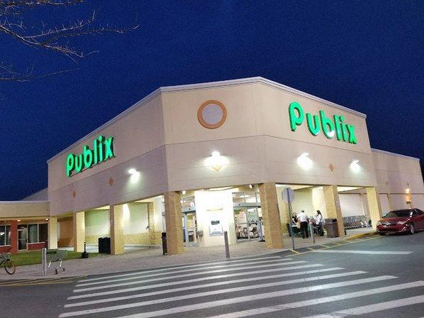 Oakhurst Plaza Mall