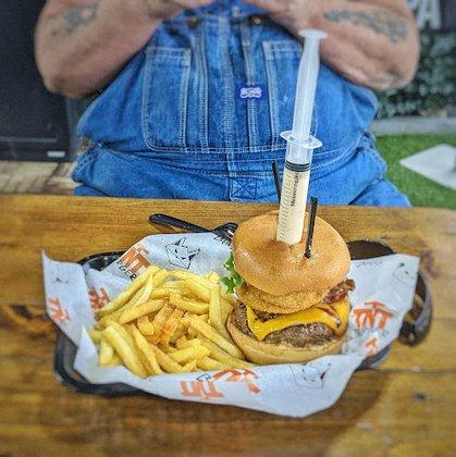 TNT BURGER