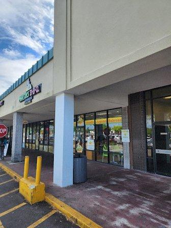 Twelve Oaks Plaza