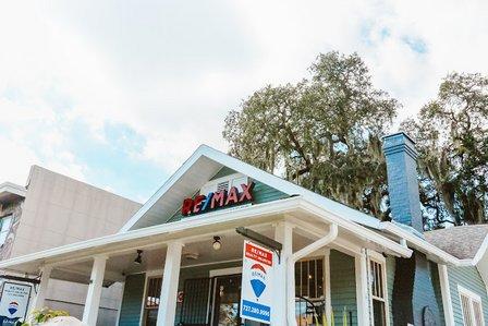 RE/MAX Realty Unlimited