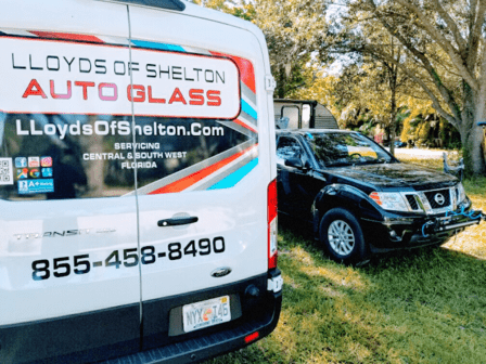 Lloyd’s Of Shelton Auto Glass