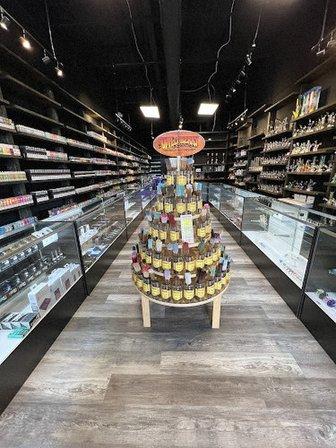 Smoke Shop, Kratom Bar & CBD Dispensary Vibez Vapor 7