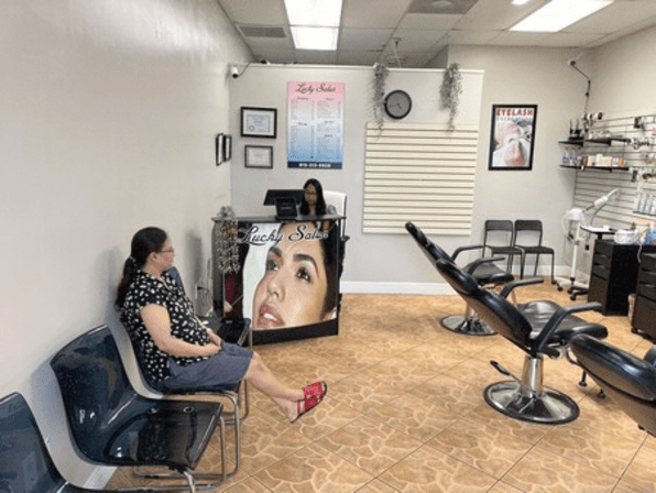 Lucky Salon - Eyebrow Threading | Waxing | Facials | Eyelash Extensions in Apollo Beach, Florida