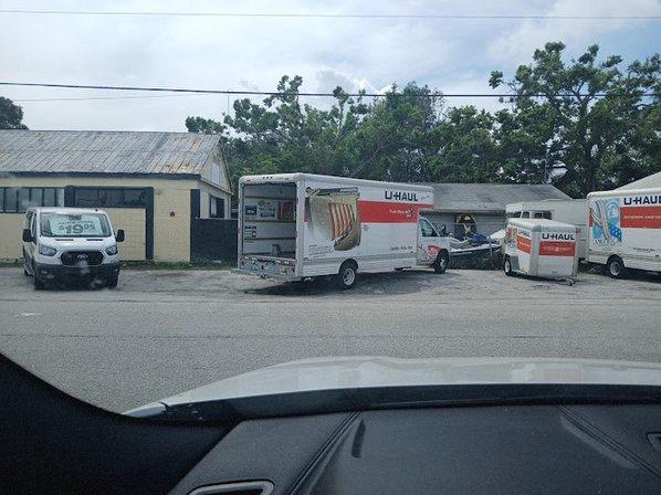 U-Haul Neighborhood Dealer