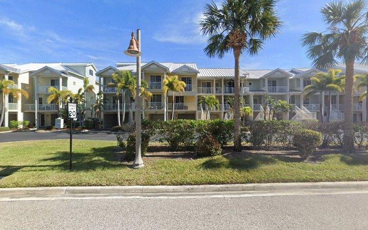 555 Little Harbor