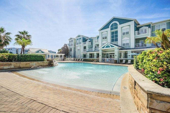 The Enclave at Tranquility Lake Apartments