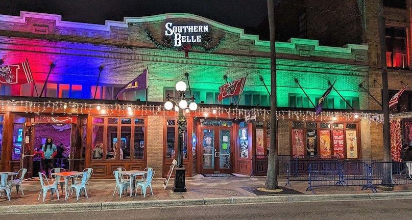 Southern Belle - Country Bar & Grill