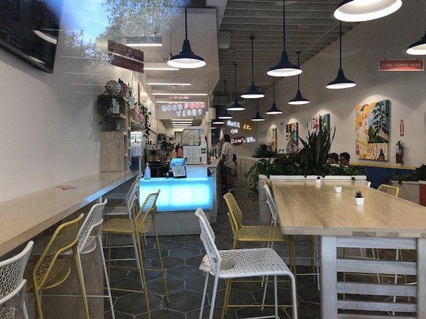 Pacific Counter - Downtown St. Pete