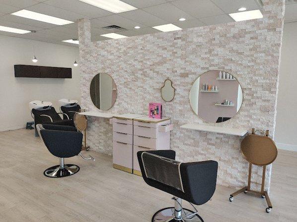 Le Salon Mia