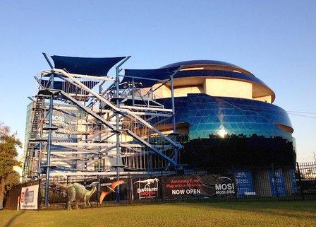 Saunders Planetarium