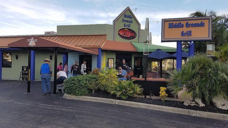 Middle Grounds Grill