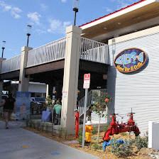 Salty's Island Bar & Grille