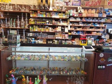 Pipes R Us Smoke Shop