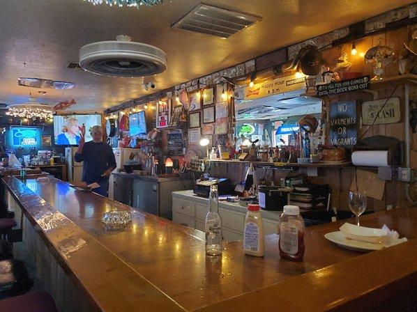 Rocking Chair Bar & Grill