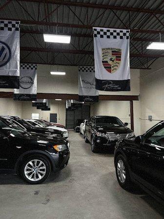 Premier Auto Lounge