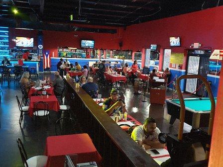 Los Ponceños PR Bar & Grill