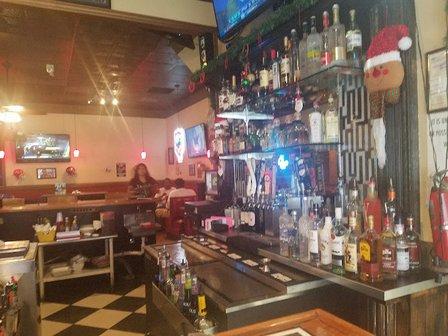 TOP SHELF SPORTS BAR AND GRILL LLC