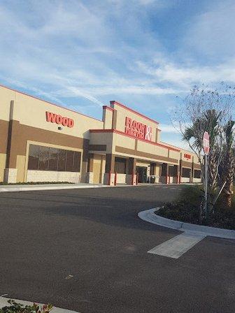 Tampa Plaza Shopping Center