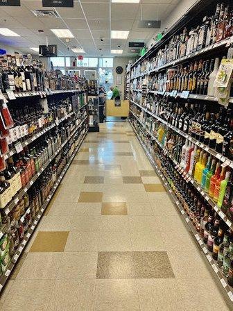 Publix Liquors at Rivercrest Commons Shopping Center