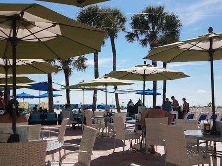 Salty's Beach Lounge