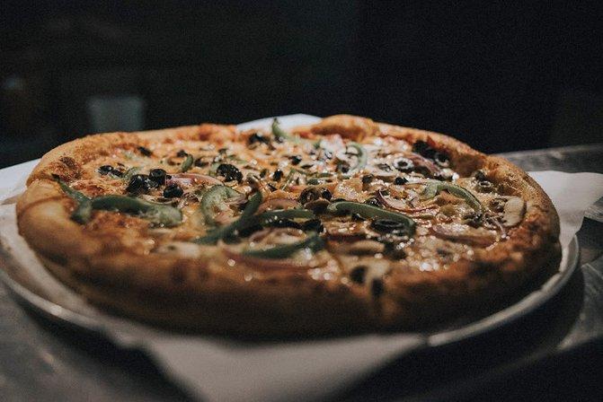 Hampton Station Pizza & Records