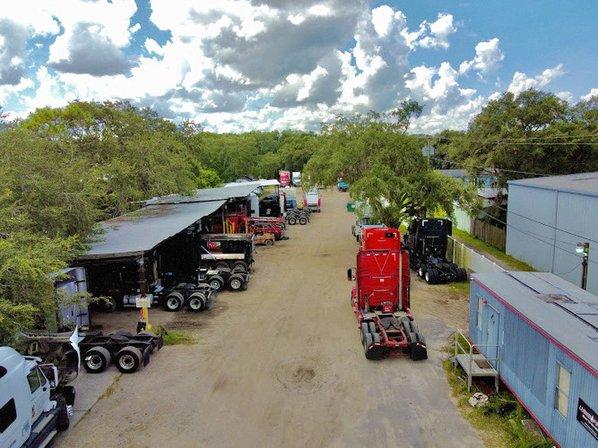 Pineda's Trucks Repair LLC