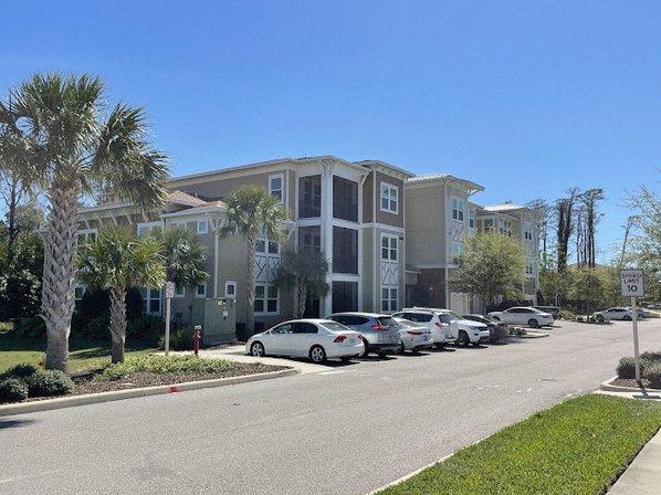 The Alexander at Countryside Apartments