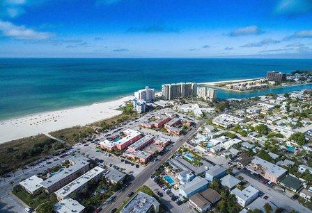Mojeh Unger Realtor/Real Estate Broker Associate - Charles Rutenberg Realty
