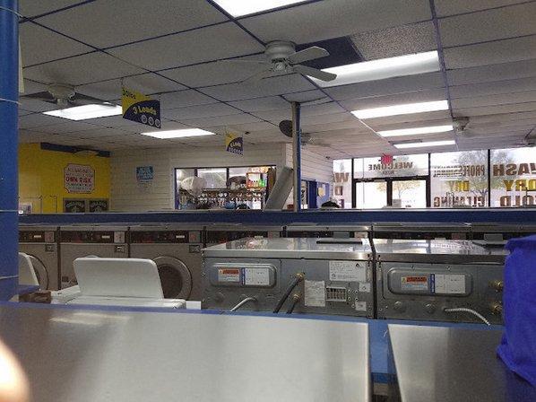 Lutz Laundromat & Cleaners
