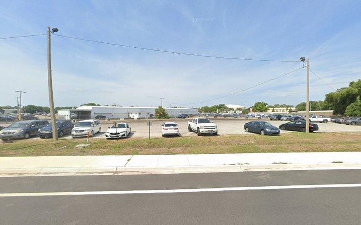 Manheim St. Pete Transport Lot