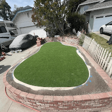 Lakeland Artificial Grass, Synthetic Pet, Patio, Pool Turf, Putting Greens & Brick Pavers Installation