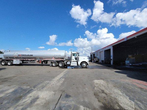 Ito's Truck Wash