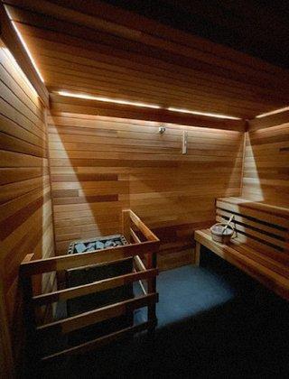 Balance House | Sauna & Cold Plunge & Coffee