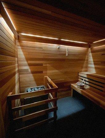 Balance House | Sauna & Cold Plunge & Coffee