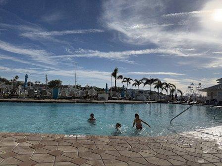 Port 32 Yacht Club