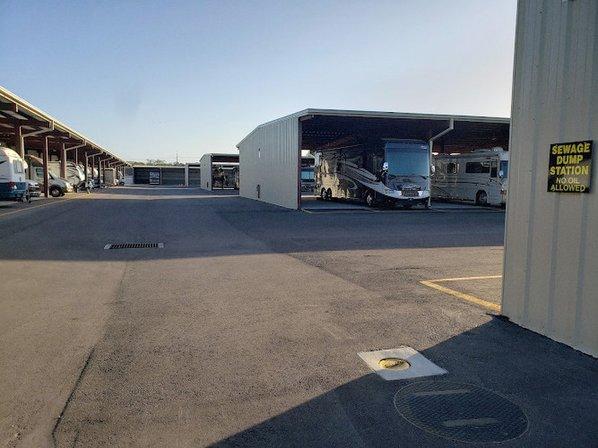 Honey Bee RV Storage