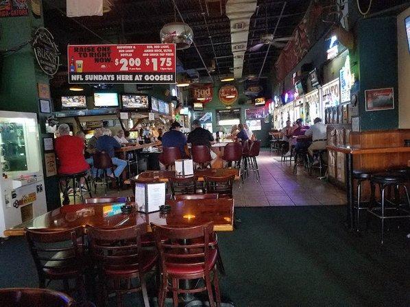 Goose's Sports Bar